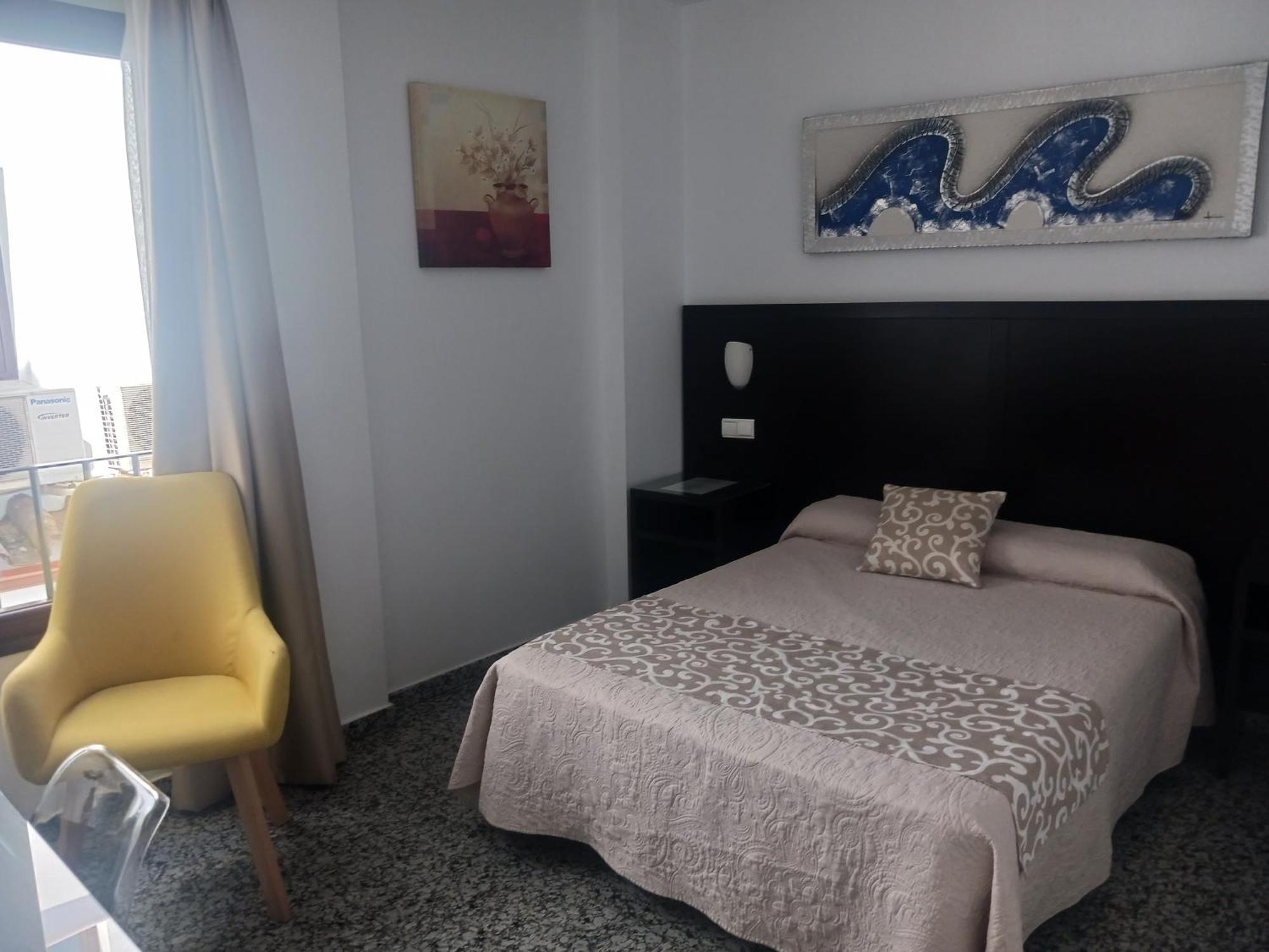Hotel De Los Faroles Кордова Екстер'єр фото